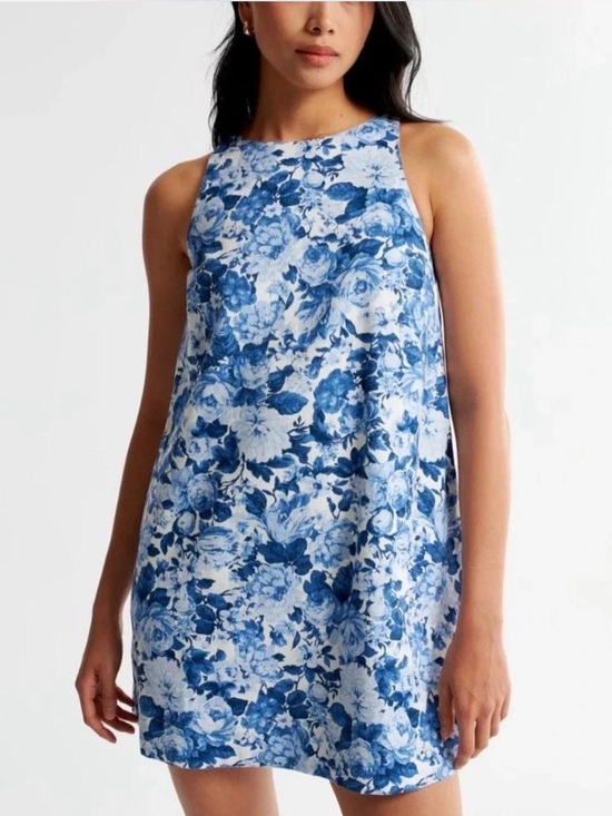 Abercrombie & Fitch Dresses & Skirts - Abercrombie & Fitch Blue Floral High-Neck Mini Dress